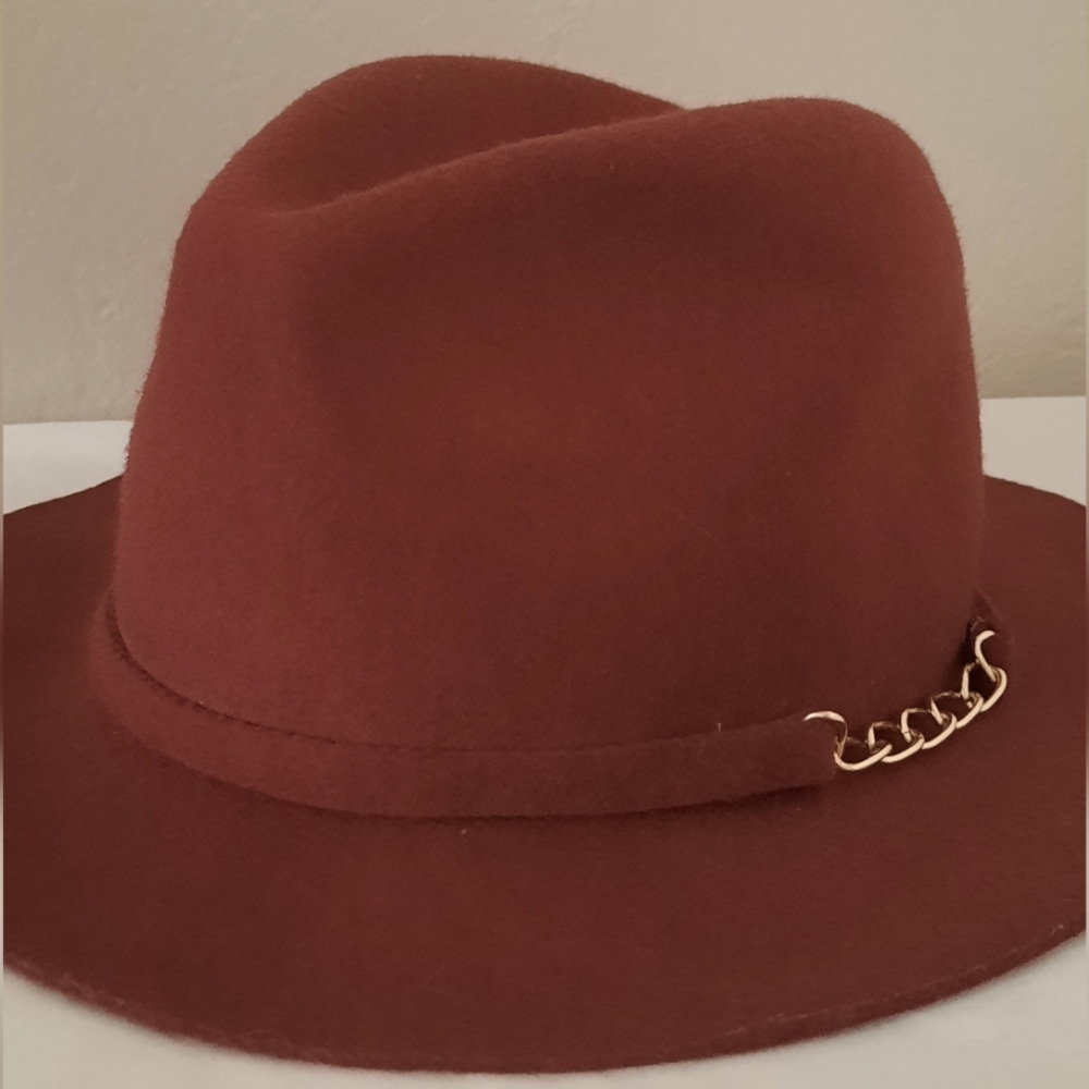 World Market Burgundy Wool Hat Gold Chain Detailing
